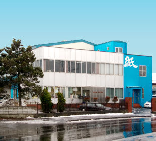 鳴海紙店外観